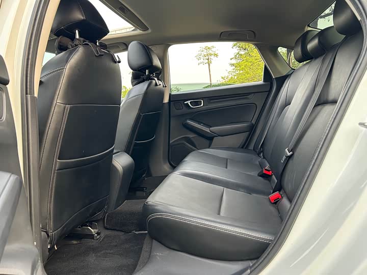 Фото 11 - Honda Civic