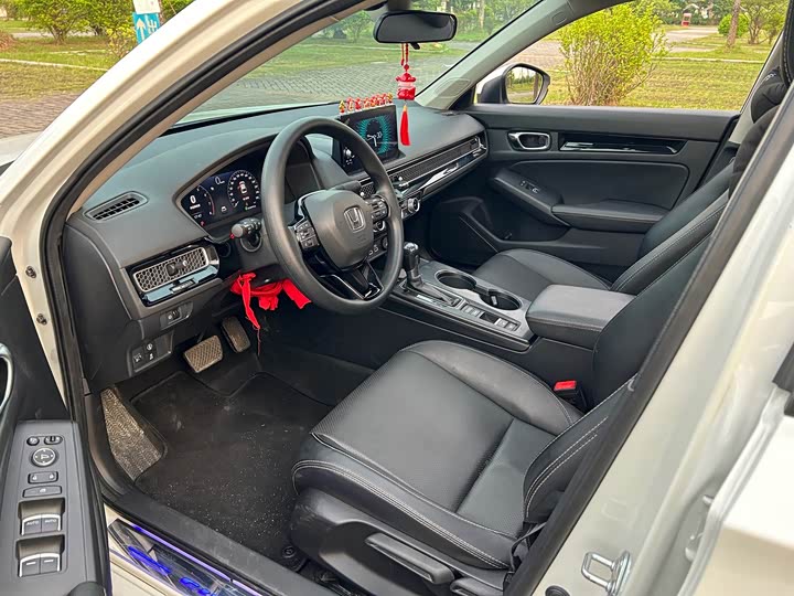 Фото 12 - Honda Civic