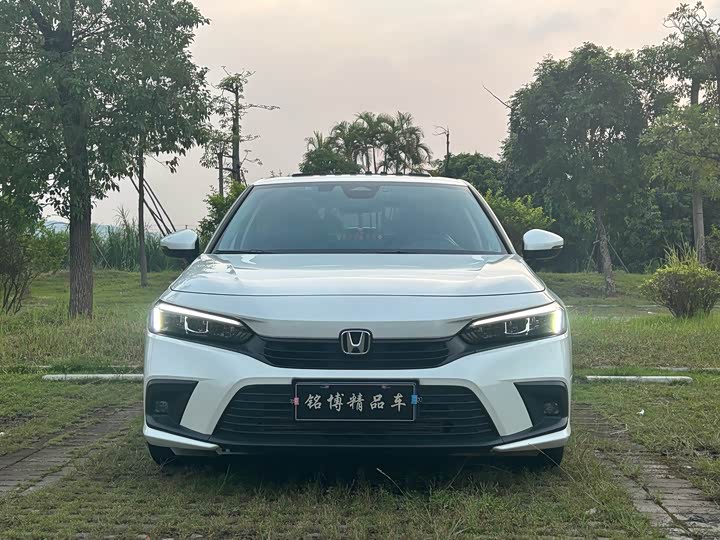 Фото 2 - Honda Civic