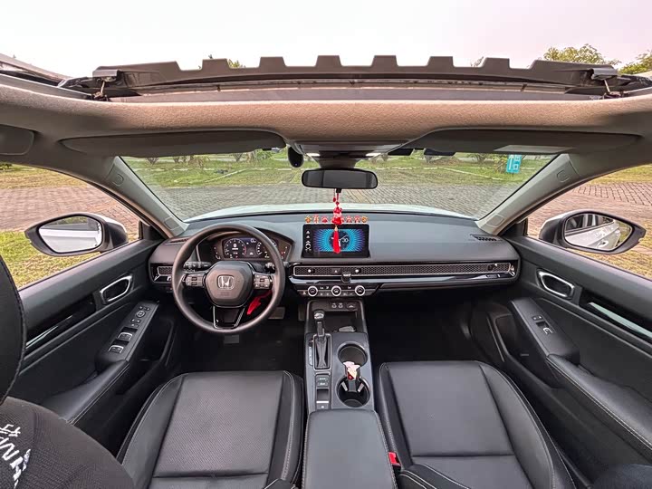 Фото 7 - Honda Civic