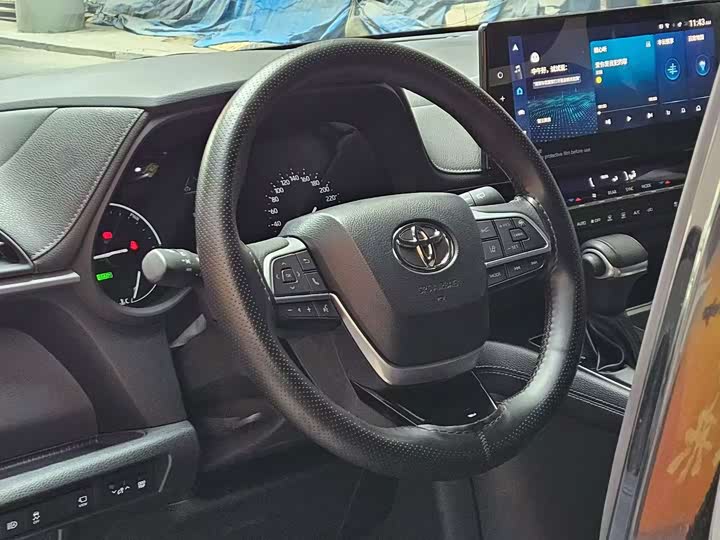 Фото 3 - Toyota Sienna