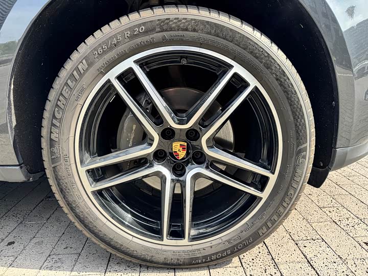 Фото 7 - Porsche Macan