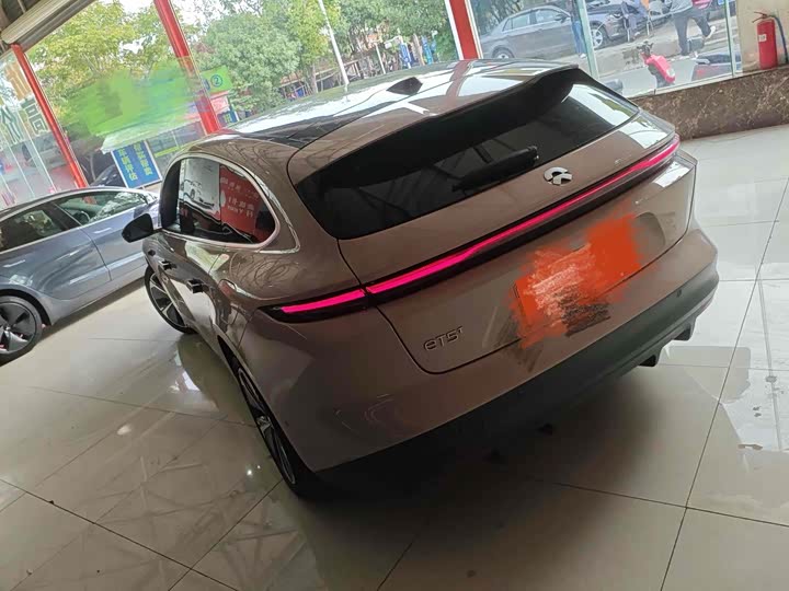 Фото 8 - Nio ET5T