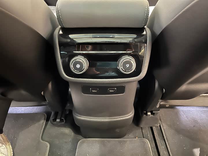 Фото 12 - Nio ES8