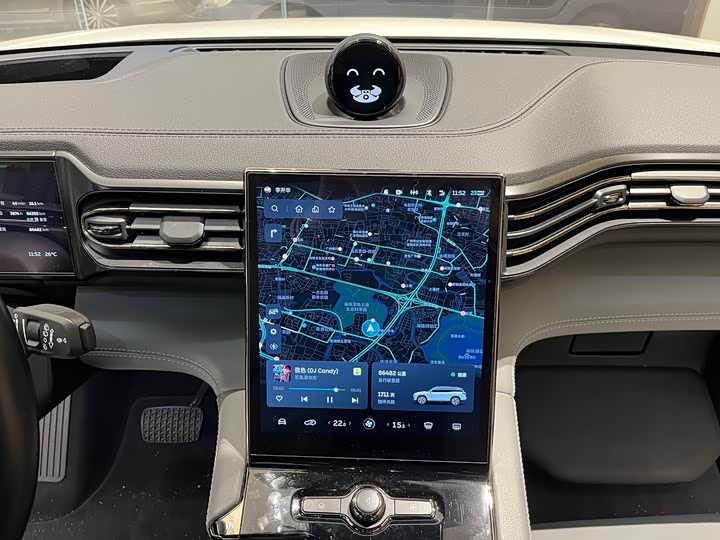 Фото 18 - Nio ES8