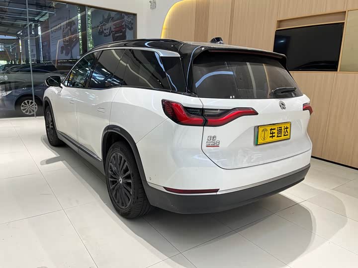 Фото 4 - Nio ES8