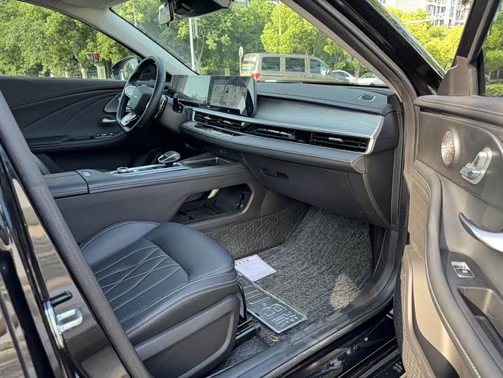 Фото 15 - Chery Arrizo 8