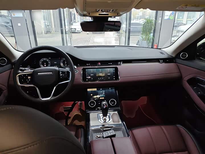 Фото 12 - Land Rover Range Rover Evoque L