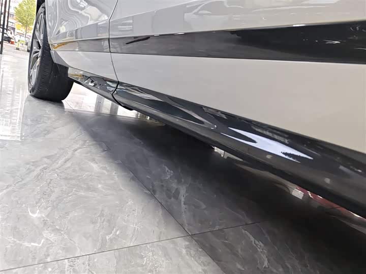 Фото 18 - Land Rover Range Rover Evoque L