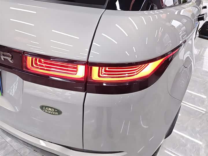 Фото 24 - Land Rover Range Rover Evoque L