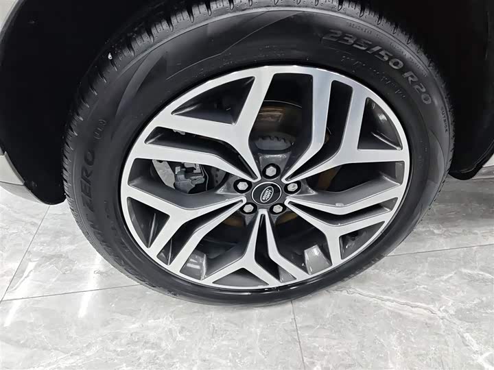 Фото 26 - Land Rover Range Rover Evoque L