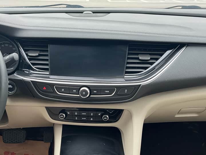 Фото 14 - Buick Regal