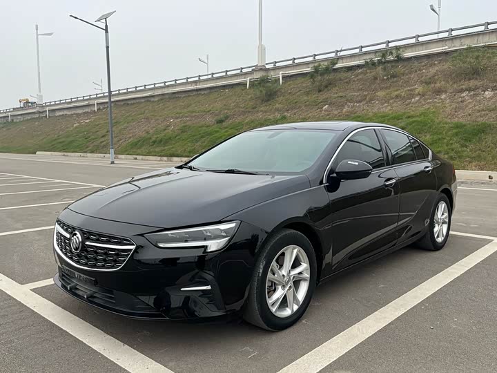 Фото 2 - Buick Regal