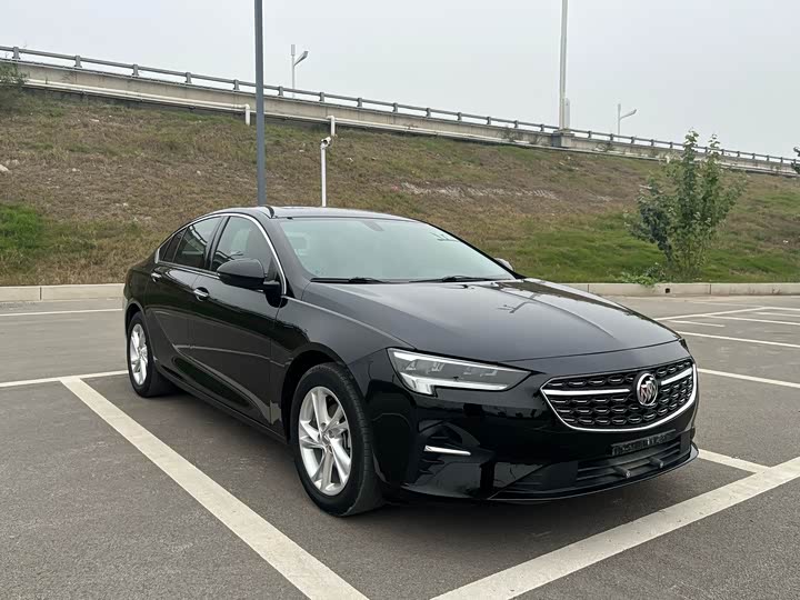 Фото 3 - Buick Regal