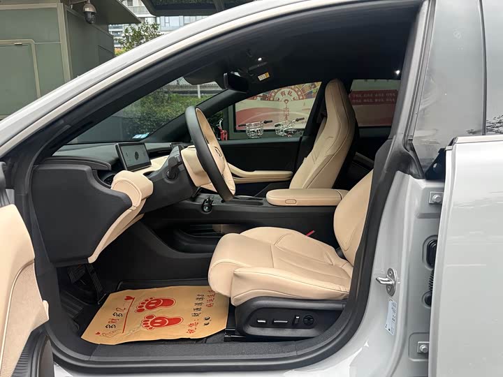 Фото 4 - Nio ET5