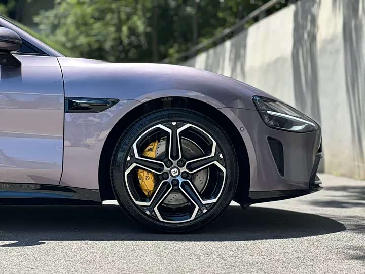 Фото 3 - Xiaomi SU7