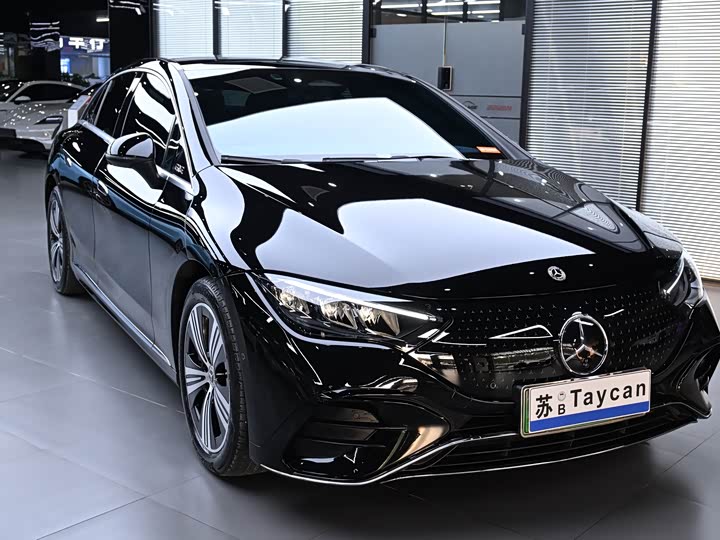 Фото 4 - Mercedes-Benz EQE