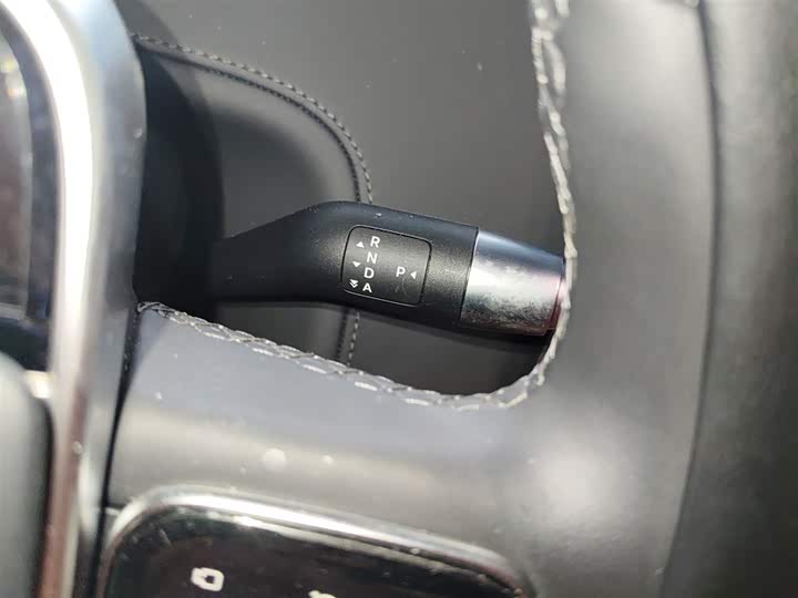 Фото 14 - LiXiang L6