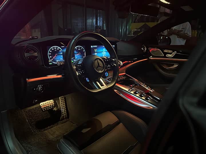 Фото 4 - Mercedes-Benz AMG GT