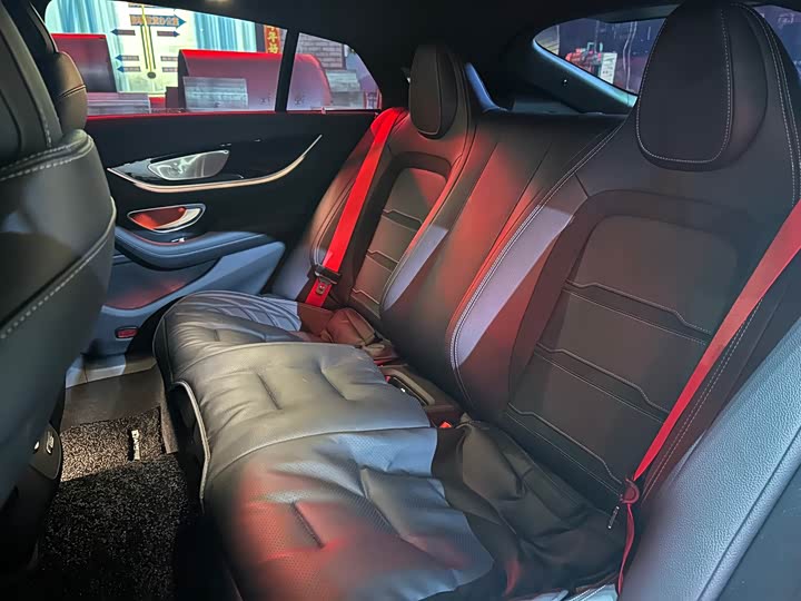 Фото 8 - Mercedes-Benz AMG GT