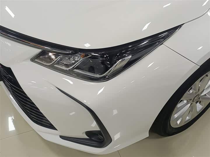 Фото 24 - Toyota Corolla