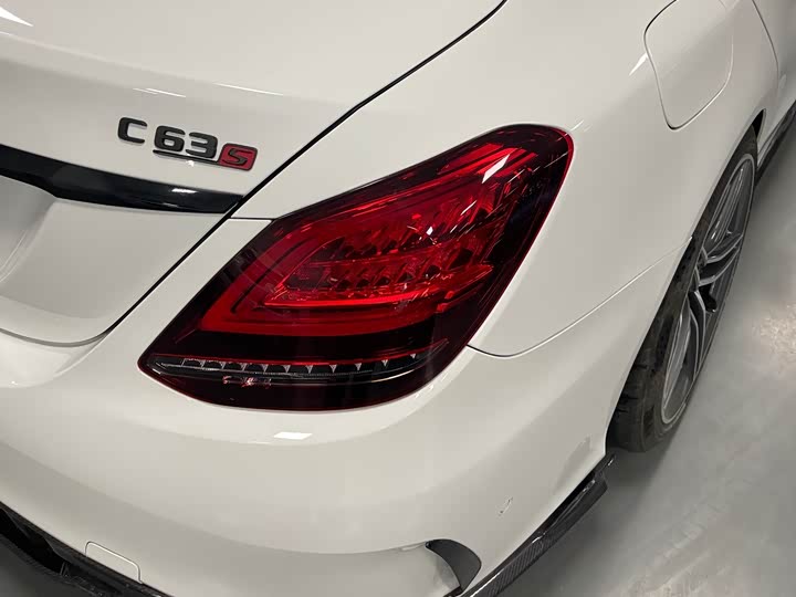 Фото 13 - Mercedes-Benz C-Class AMG