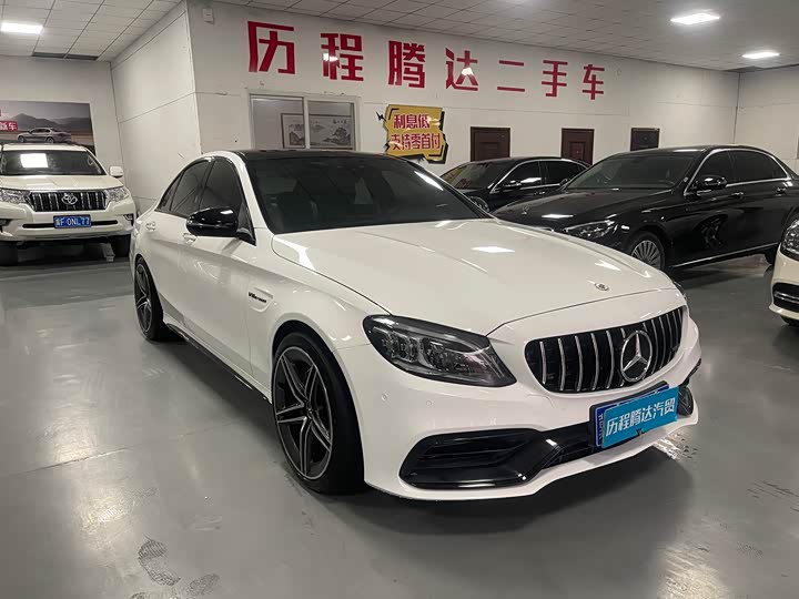 Фото 2 - Mercedes-Benz C-Class AMG