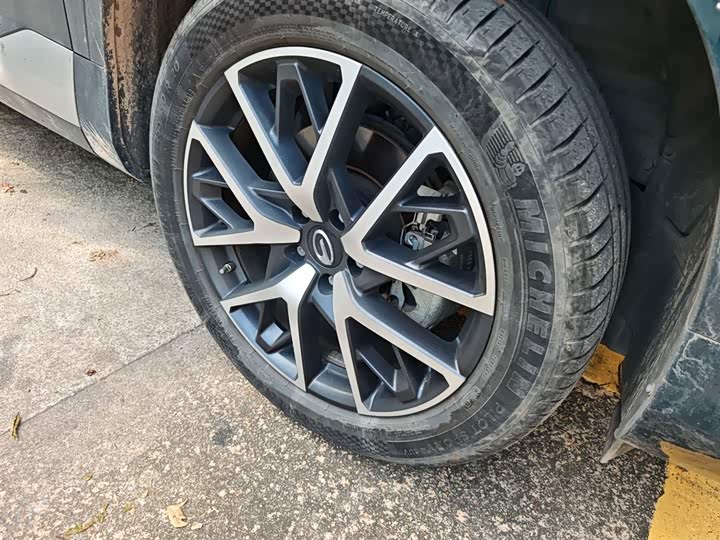 Фото 31 - GAC Trumpchi GS8