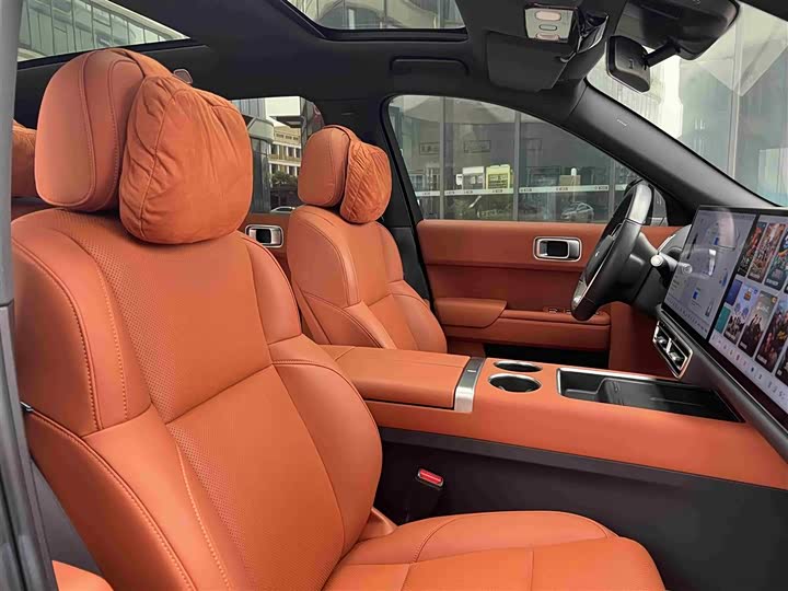 Фото 35 - LiXiang L7