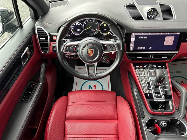 Фото 10 - Porsche Cayenne Hybrid