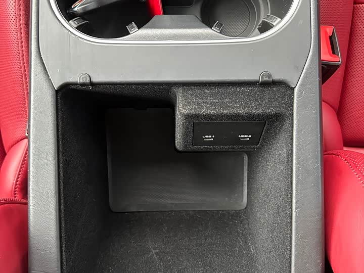 Фото 13 - Porsche Cayenne Hybrid