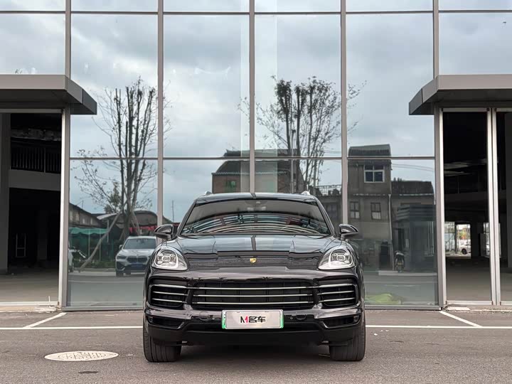 Фото 2 - Porsche Cayenne Hybrid