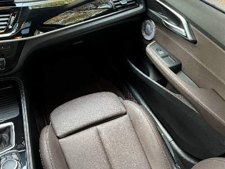 Фото 10 - BMW 1 Series