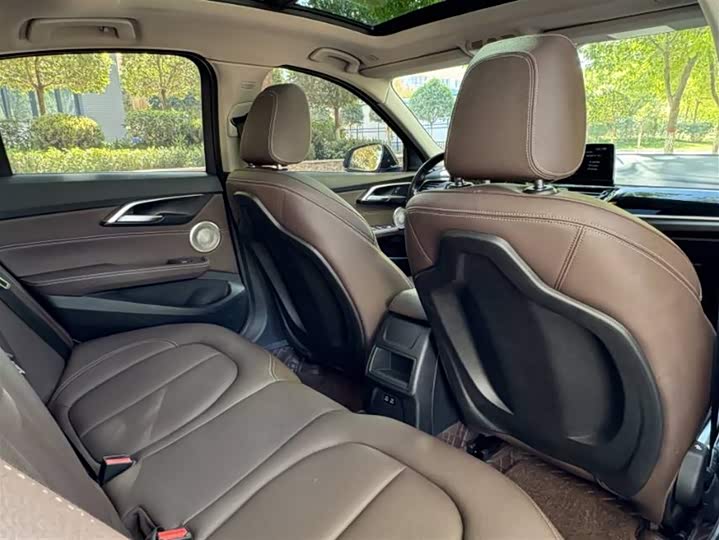 Фото 12 - BMW 1 Series