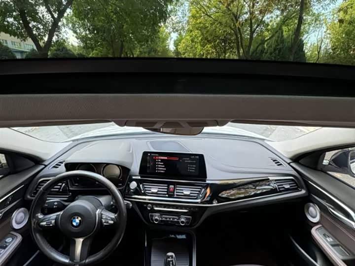 Фото 6 - BMW 1 Series