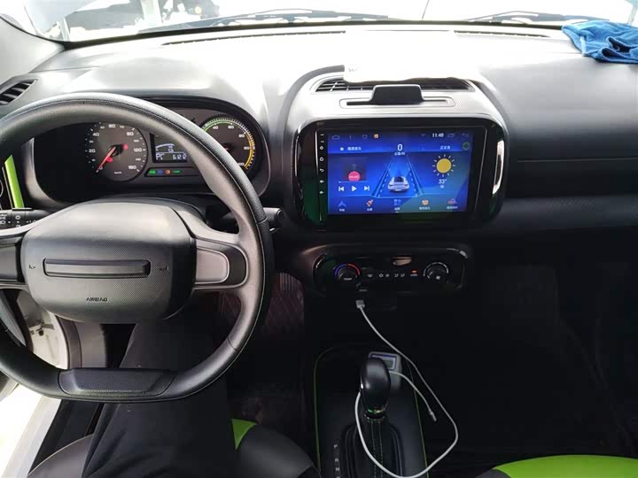 Фото 10 - Roewe Clever