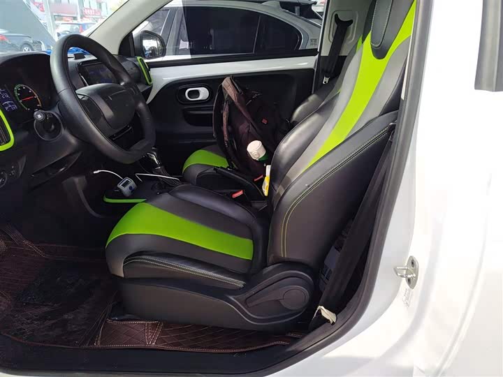 Фото 17 - Roewe Clever