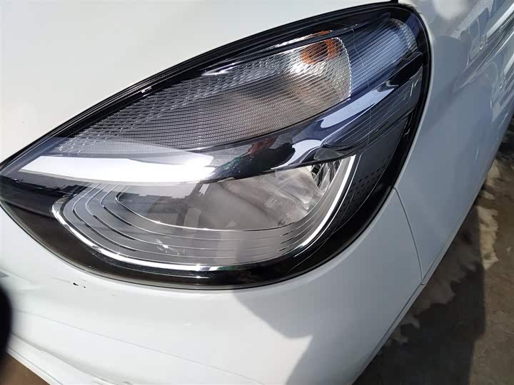 Фото 24 - Roewe Clever