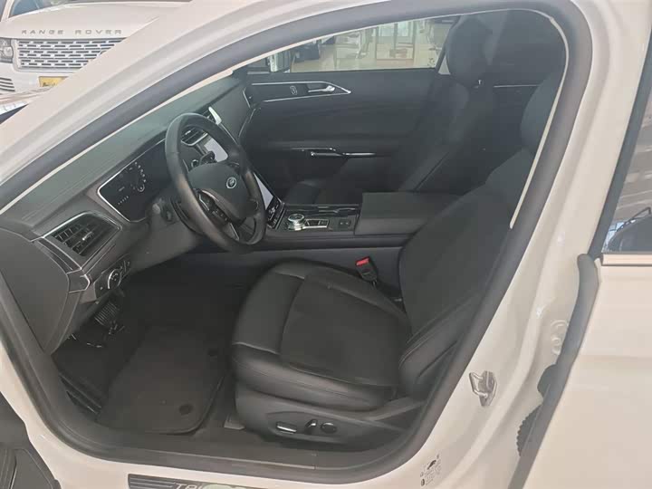 Фото 15 - Ford Taurus