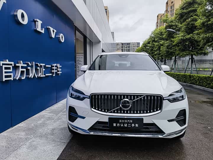 Фото 2 - Volvo XC60