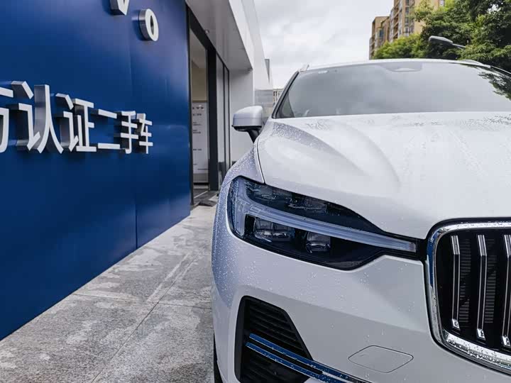 Фото 3 - Volvo XC60