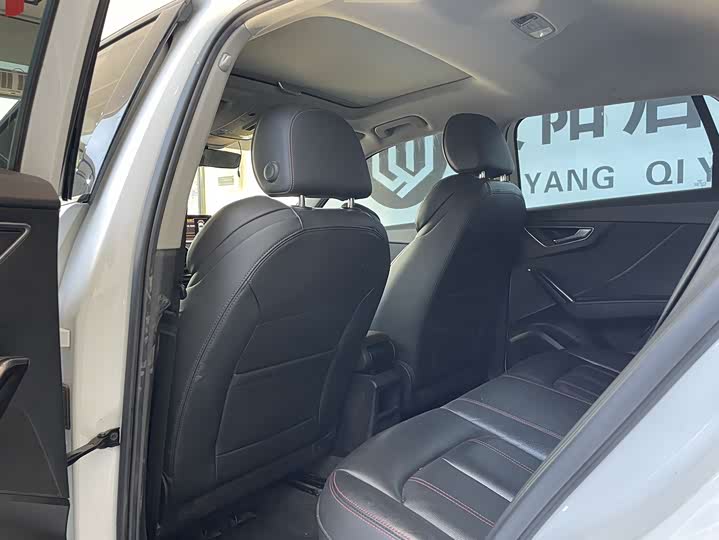 Фото 12 - Audi Q2L