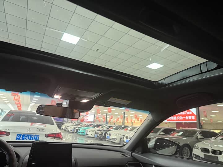 Фото 16 - Honda Inspire