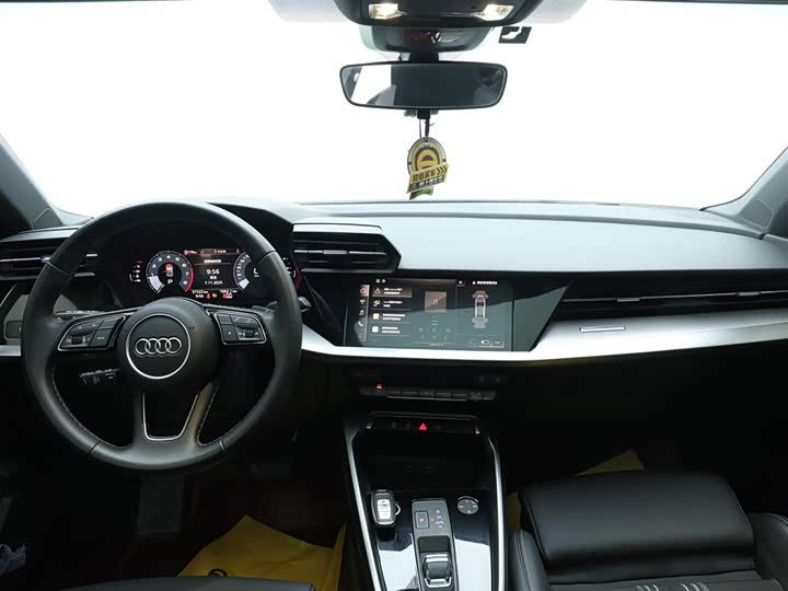 Фото 13 - Audi A3