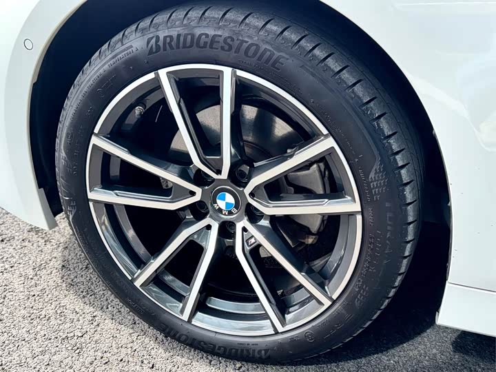 Фото 14 - BMW 3 Series