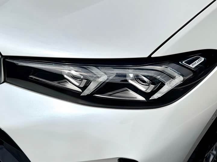 Фото 15 - BMW 3 Series