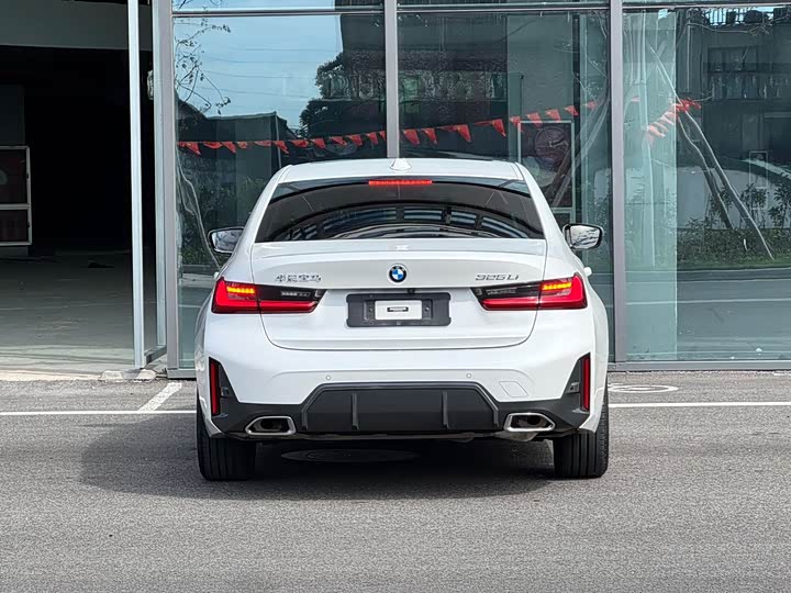 Фото 8 - BMW 3 Series