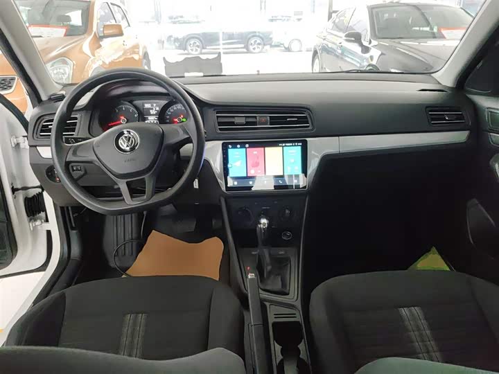 Фото 10 - Volkswagen Lavida