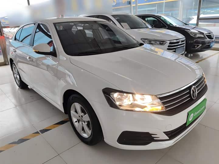 Фото 4 - Volkswagen Lavida