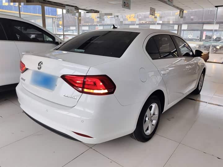 Фото 7 - Volkswagen Lavida